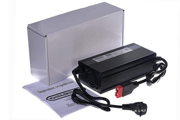 Зарядное устройство Gelbert для LiFePo4 аккумуляторов 24V100A/H (30А)